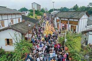 索博斯洛伊本场数据：1粒进球，2次关键传球，10次赢得对抗